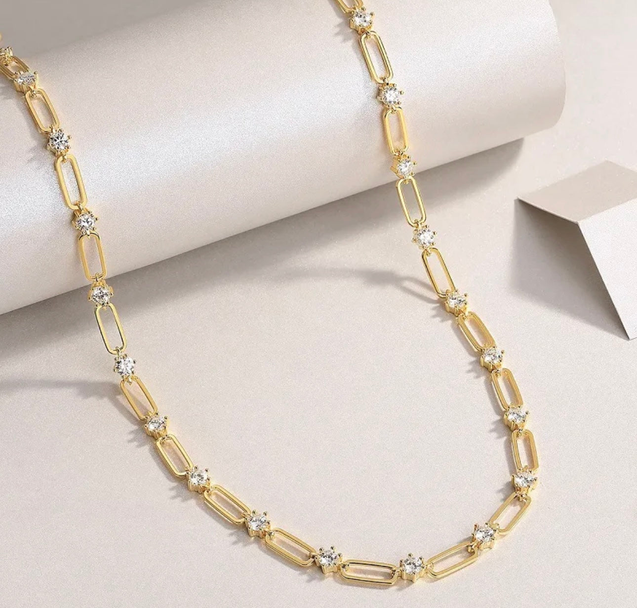 Moissanite Lira 
Necklace