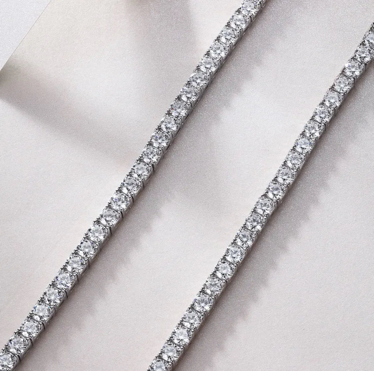 30 points moissanite necklace