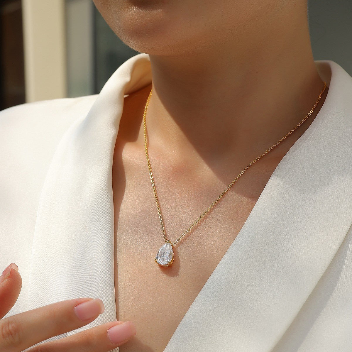 Linea Moissanite Necklace